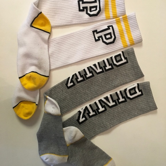 PINK Victoria's Secret Accessories - VS Pink Socks $7 lowest price